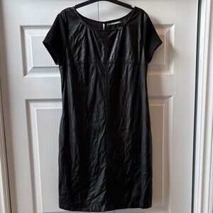 Gaudi Italy black short sleeve dress vegan  leather front w pockets EUC